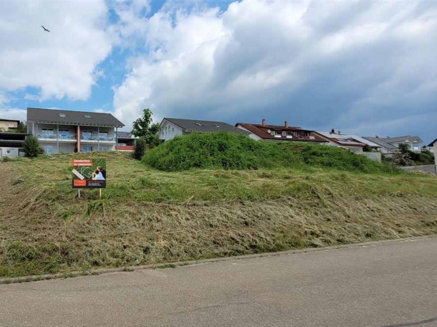 Grundstück für ein Einfamilienhaus oder Doppelhaus in Waldshut-Tiengen, 79761 Waldshut-Tiengen, Wohngrundstück